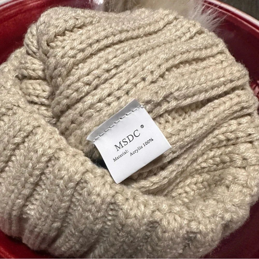 Brand New MSDC‎ Women's Knit Oatmeal Color Beanie featuring a Playful Pom-Pom